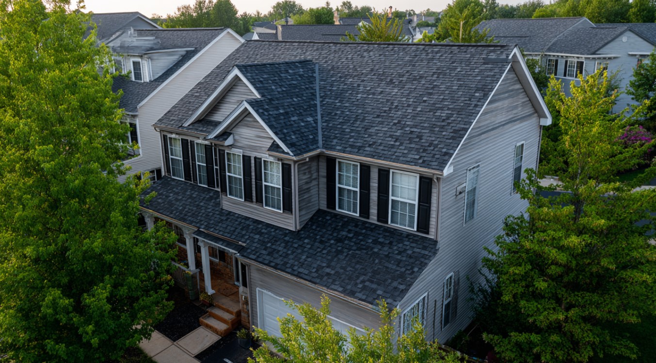 residential roofing service in Lansdowne, VA